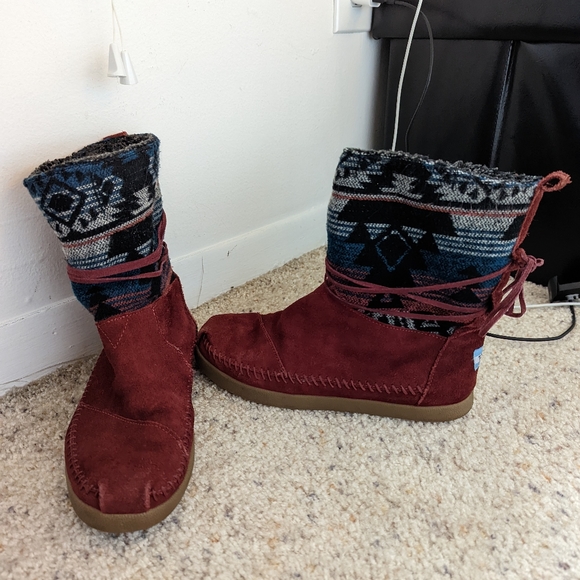Toms Aztec Winter Boots, Size 8.5 - Picture 6 of 6